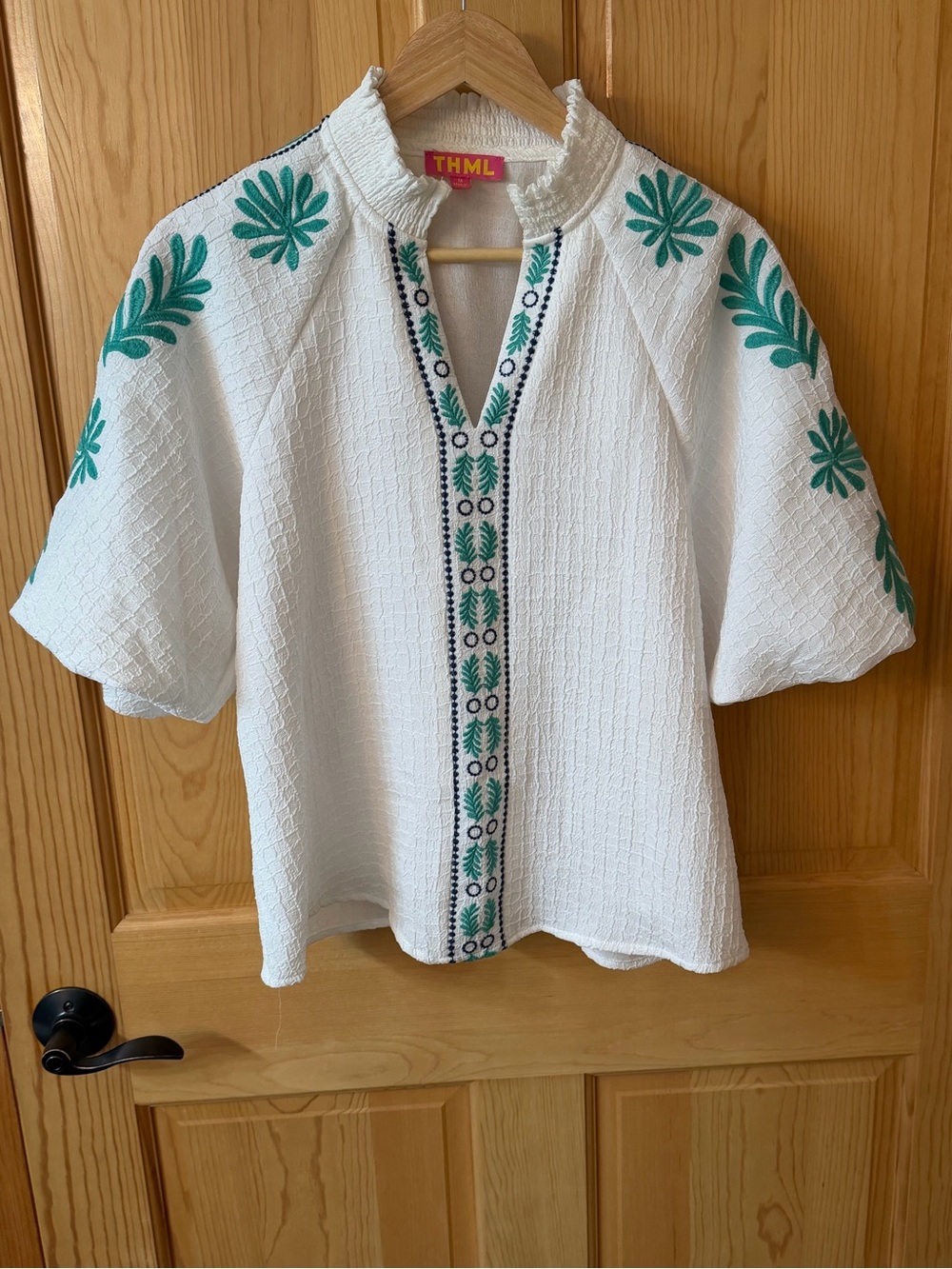 THML Embroidered Textured Blouse Medium White Teal Navy Boho Puff Sleeve Top
